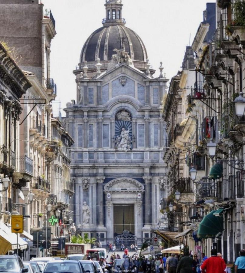 Cammileddi Apartment Catania Bagian luar foto